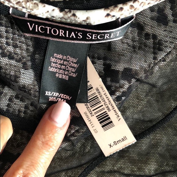 Victoria’s Secret Snake Plunge Teddy Bodysuit XS - Picture 5 of 5